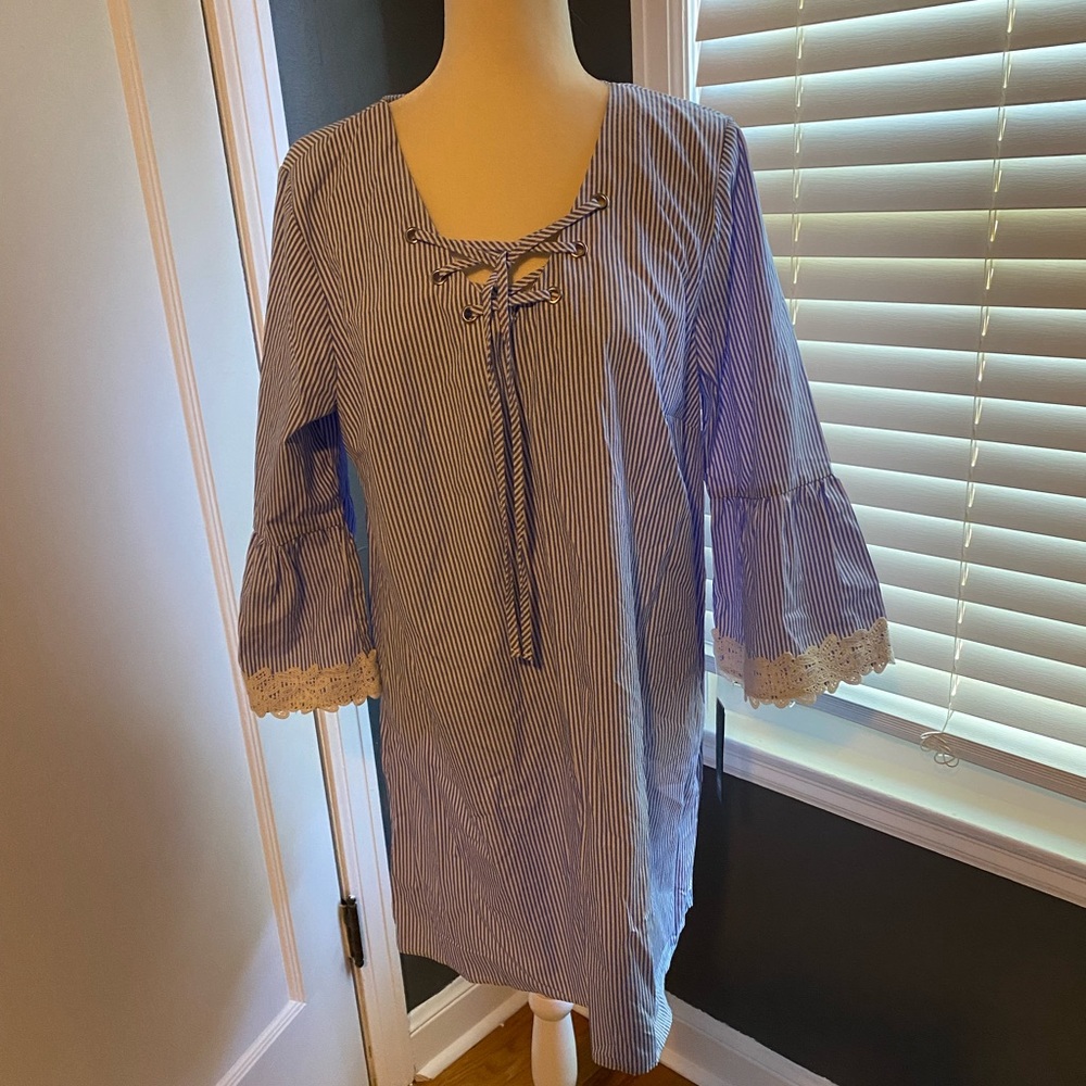 3/$20 NWT Striped Dress